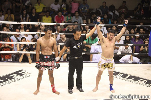 ฟ้าคำราม VS ป้อมเพชร